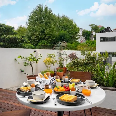 Almada - Amazing Centre With Private Pool * بورتو